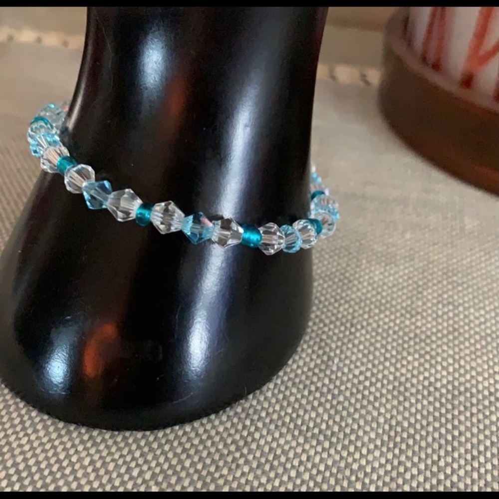 Handmade Teal & Clear Glass Stretch Bracelet